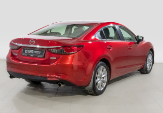 Подержанный автомобиль Mazda 6 Sedan 2016 года (5 фото)