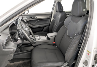 Подержанный автомобиль Haval Jolion 2023 года (20 фото)