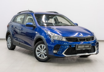 Подержанный автомобиль Kia Rio Hatchback 2021 года (3 фото)