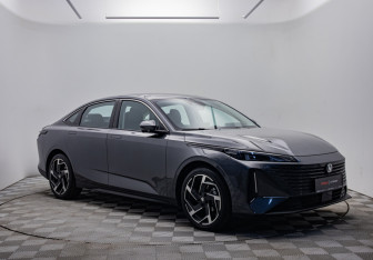 Подержанный автомобиль Changan Lamore 2024 года (3 фото)