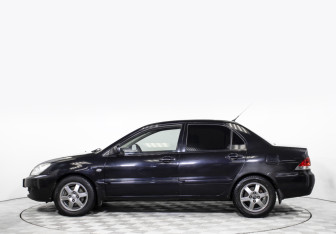 Подержанный автомобиль Mitsubishi Lancer Sedan 2007 года (8 фото)