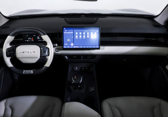 Подержанный автомобиль Jetour Dashing 2023 года (12 фото)