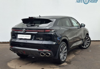 Подержанный автомобиль Changan UNI-K 2024 года (5 фото)
