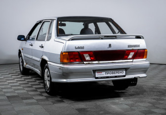 Подержанный автомобиль LADA (ВАЗ) 2115 2011 года (7 фото)