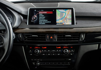 Подержанный автомобиль BMW X5 2016 года (14 фото)