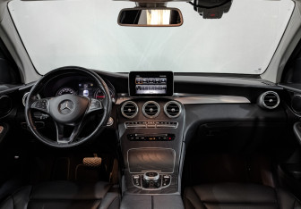 Подержанный автомобиль Mercedes-Benz GLC Coupe 2019 года (14 фото)