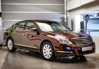 Подержанный автомобиль Nissan Teana 2008 года (3 фото)