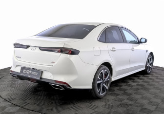 Подержанный автомобиль Kaiyi E5 2023 года (5 фото)