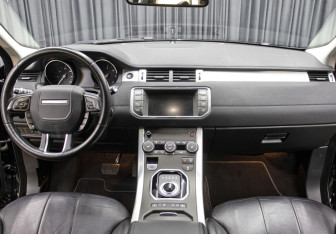 Подержанный автомобиль Land Rover Range Rover Evoque 2018 года (13 фото)
