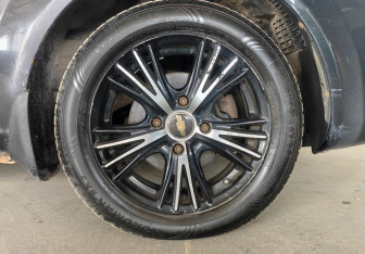 Подержанный автомобиль Chevrolet Lacetti Hatchback 2006 года (17 фото)