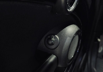 Подержанный автомобиль MINI Clubman Hatchback 2008 года (12 фото)