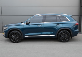 Подержанный автомобиль Geely Monjaro 2023 года (8 фото)