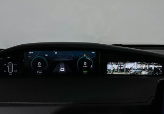 Подержанный автомобиль Changan UNI-K 2023 года (11 фото)