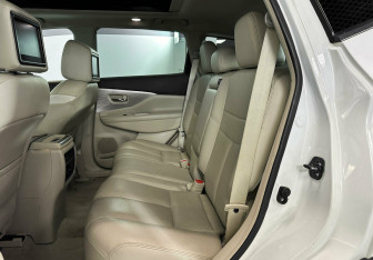 Подержанный автомобиль Nissan Murano Suv 2017 года (13 фото)