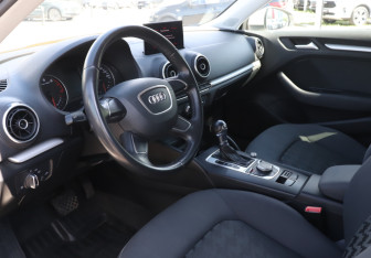 Подержанный автомобиль Audi A3 Hatchback 2013 года (13 фото)