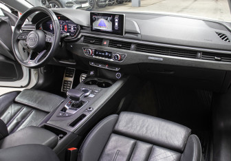 Подержанный автомобиль Audi A5 Liftback 2017 года (11 фото)