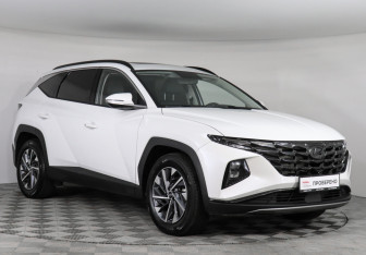 Подержанный автомобиль Hyundai Tucson 2023 года (3 фото)