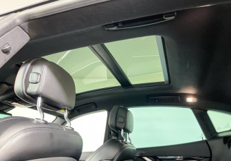 Подержанный автомобиль Maserati Levante 2019 года (21 фото)