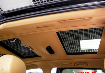 Подержанный автомобиль Voyah Dream 2023 года (15 фото)