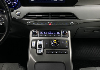 Подержанный автомобиль Hyundai Palisade 2021 года (15 фото)