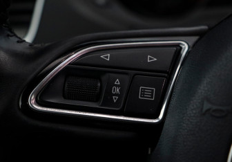 Подержанный автомобиль Audi Q3 2016 года (17 фото)