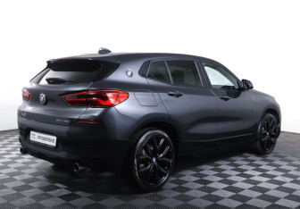 Подержанный автомобиль BMW X2 2018 года (5 фото)