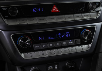 Подержанный автомобиль Hyundai Sonata 2018 года (16 фото)