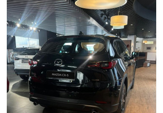 Новый Mazda CX-5 2024 (3 фото)