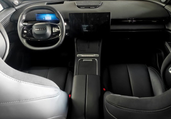 Подержанный автомобиль Omoda C7 2025 года (9 фото)