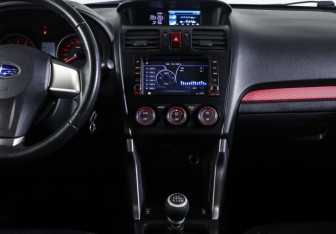 Подержанный автомобиль Subaru Forester Suv 2012 года (13 фото)