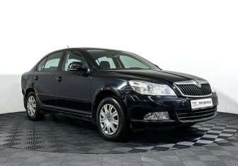Подержанный автомобиль Skoda Octavia Liftback 2012 года (3 фото)