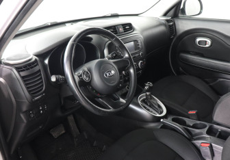 Подержанный автомобиль Kia Soul 2016 года (9 фото)