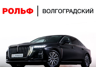 Подержанный автомобиль Hongqi H5 2024 года (27 фото)