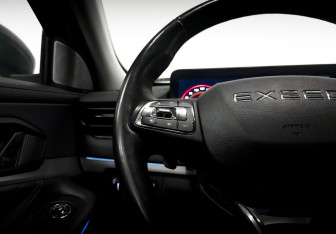 Подержанный автомобиль Exeed TXL 2022 года (27 фото)