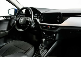 Подержанный автомобиль Skoda Rapid Liftback 2020 года (7 фото)