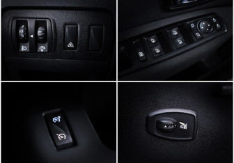 Подержанный автомобиль Renault Scenic 2012 года (20 фото)