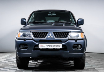 Подержанный автомобиль Mitsubishi Pajero Sport 2008 года (2 фото)
