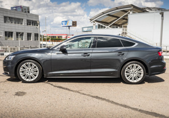 Подержанный автомобиль Audi A5 Liftback 2017 года (8 фото)