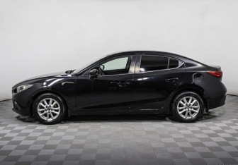 Подержанный автомобиль Mazda 3 Sedan 2015 года (8 фото)