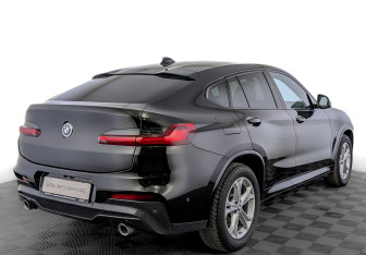 Подержанный автомобиль BMW X4 2020 года (5 фото)