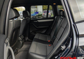 Подержанный автомобиль BMW X3 2017 года (8 фото)