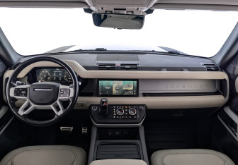 Подержанный автомобиль Land Rover Defender Suv 2021 года (14 фото)