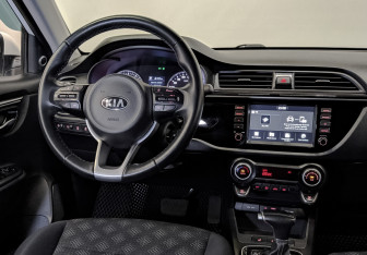 Подержанный автомобиль Kia Rio Hatchback 2020 года (30 фото)