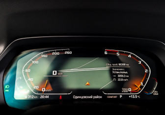 Подержанный автомобиль BMW X7 2019 года (13 фото)