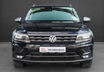 Подержанный автомобиль Volkswagen Tiguan 2019 года (2 фото)