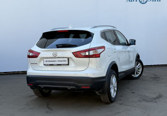Подержанный автомобиль Nissan Qashqai 2018 года (5 фото)