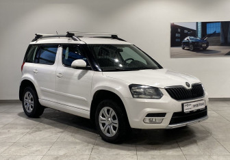 Подержанный автомобиль Skoda Yeti 2014 года (3 фото)