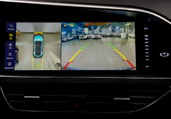 Подержанный автомобиль Geely Tugella 2023 года (15 фото)