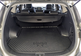 Подержанный автомобиль Hyundai Santa Fe 2019 года (10 фото)