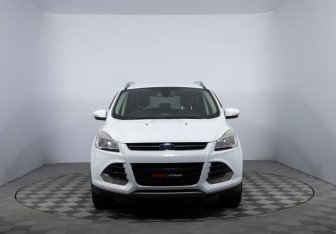 Подержанный автомобиль Ford Kuga 2014 года (2 фото)